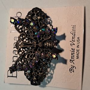 Vintage banana Bob pin